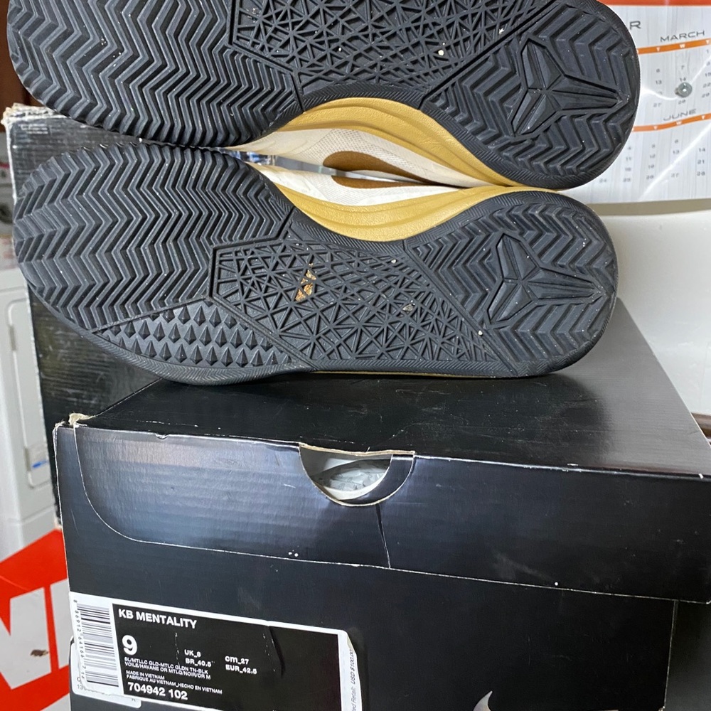 Nike Kobe KB Mentality - Picture 6 of 8